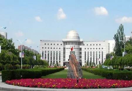 沈陽醫學院